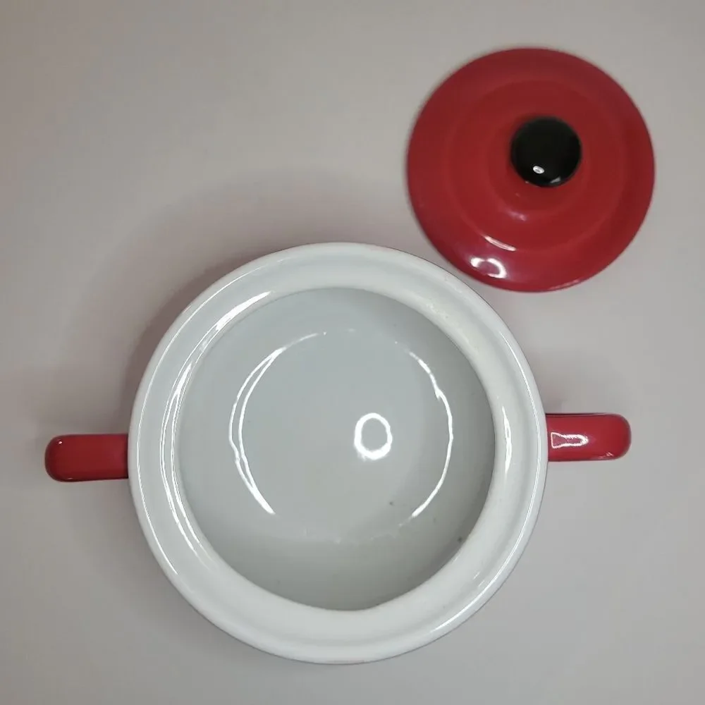 Mrs Claus Secret Recipe Covered Pot Red and White